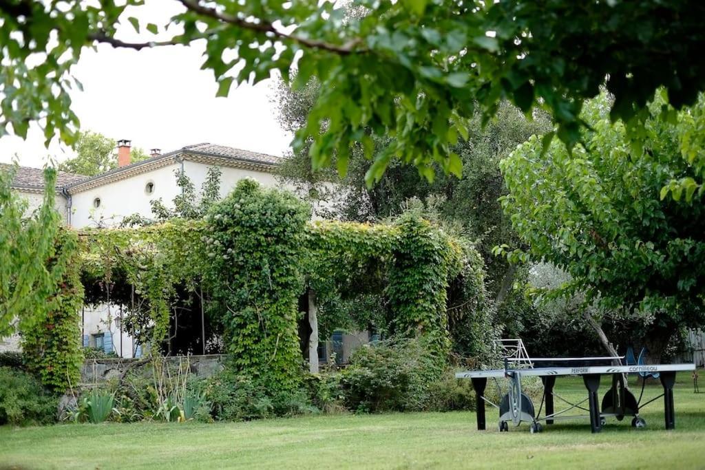 Gite De Charme 80 M², Piscine, Proche D'Uzes. Vezenobres Екстер'єр фото