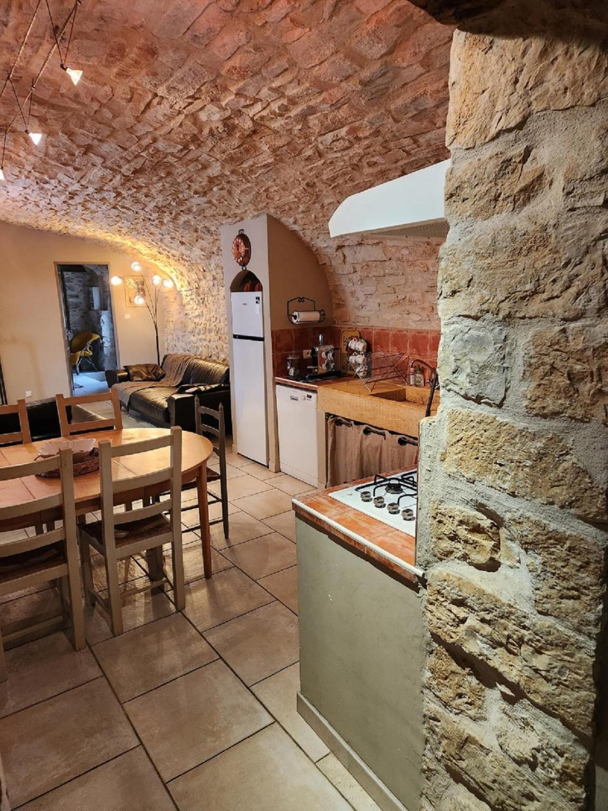Gite De Charme 80 M², Piscine, Proche D'Uzes. Vezenobres Екстер'єр фото