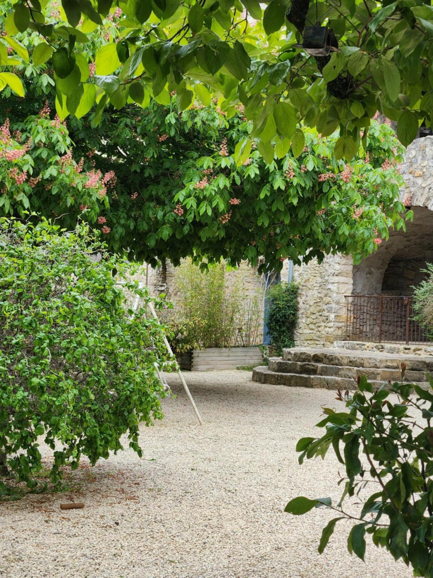 Gite De Charme 80 M², Piscine, Proche D'Uzes. Vezenobres Екстер'єр фото